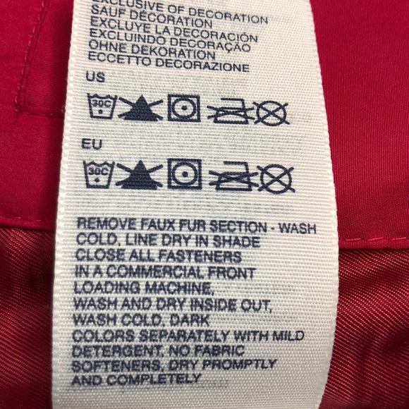 ✨ SALE✨ TOMMY HILFIGER | Down blend puffer vest - Picture 7 of 12